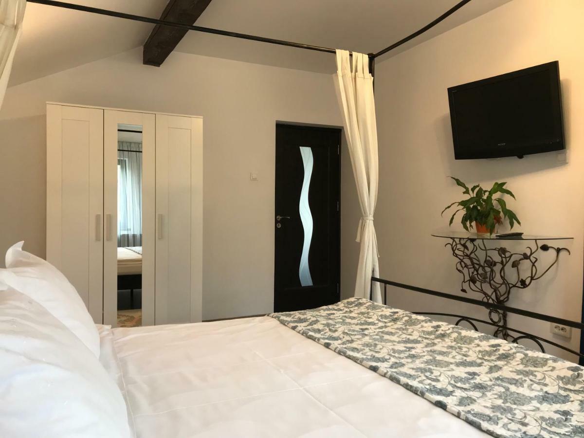 Calea Poienii Penthouse Apartman Brassó Kültér fotó